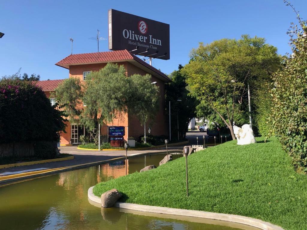Oliver - Tlalnepantla Hotel