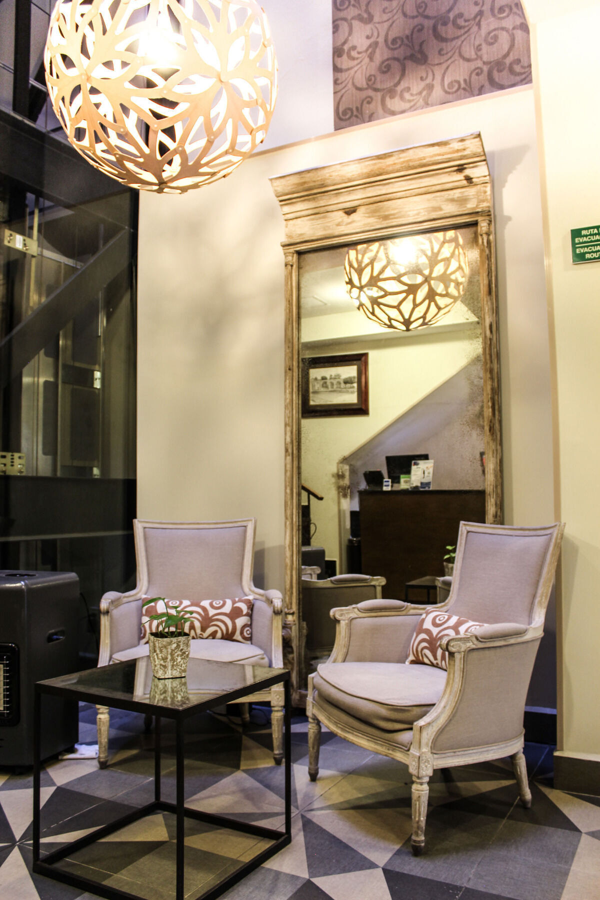 Hotel Wyndham Garden Reforma 4*