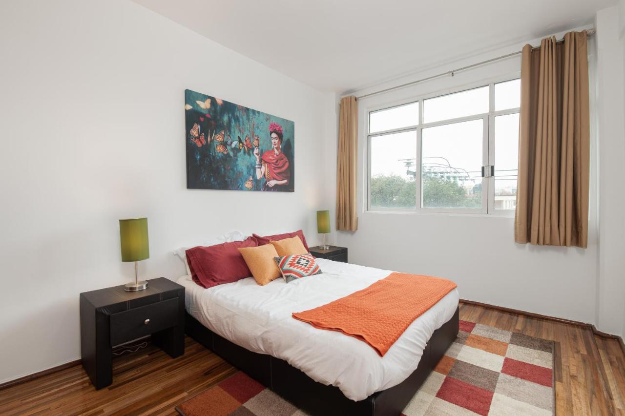 Roma Sur With Balcony - Family Friendly Mexico City