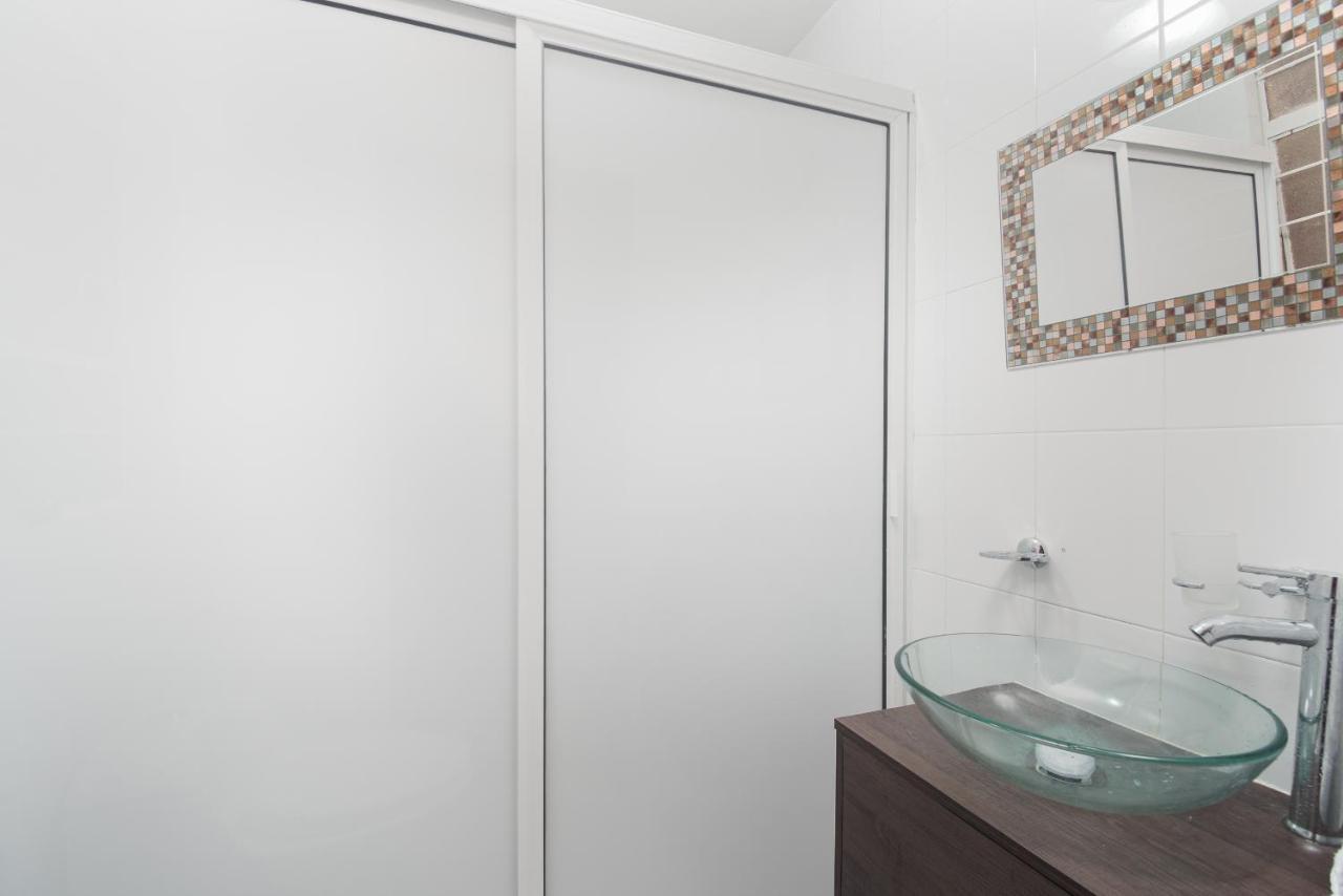 Roma Sur With Balcony - Family Friendly Apartment