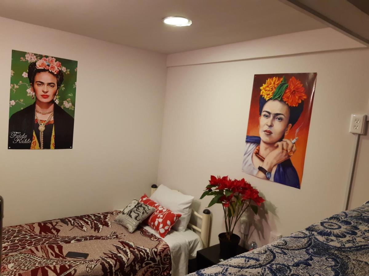 Guest house Alameda House Mexico City