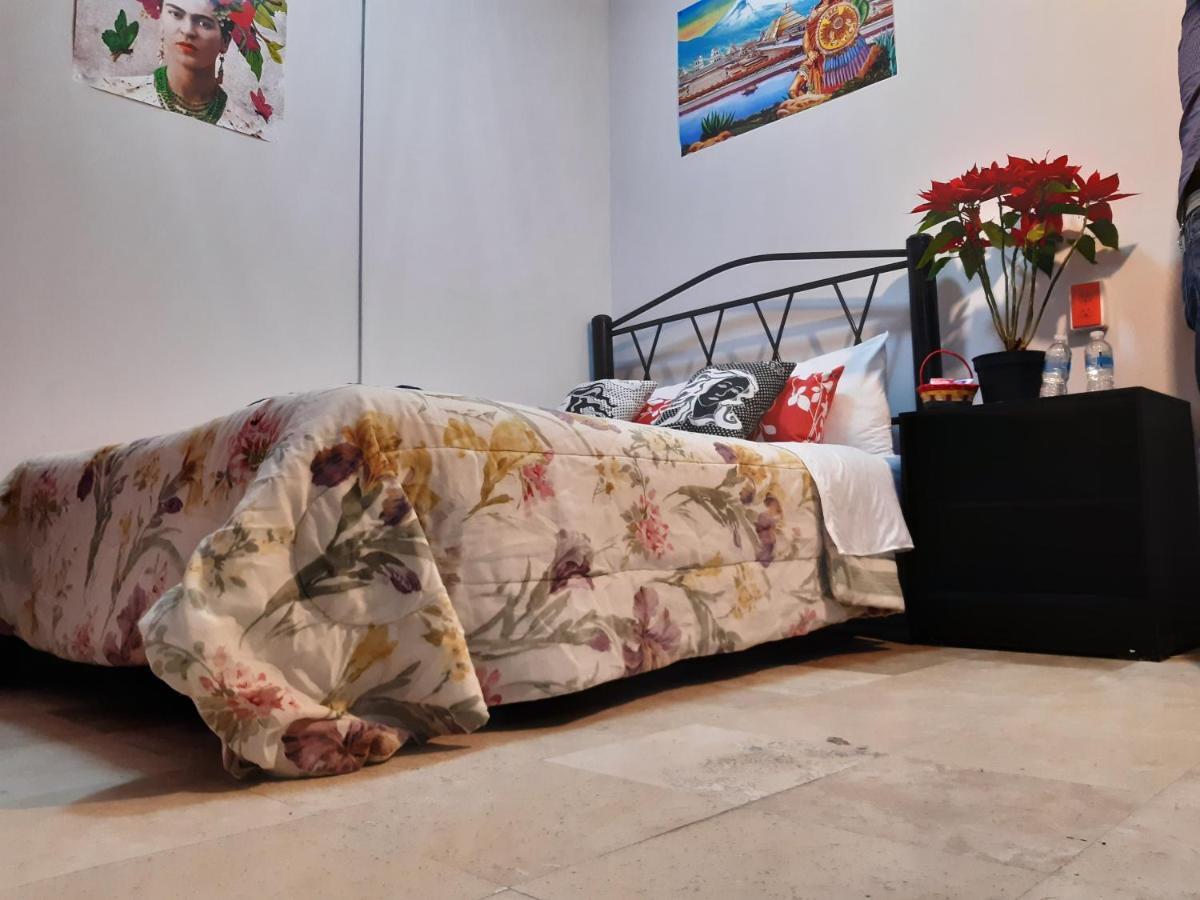 Alameda House 2*