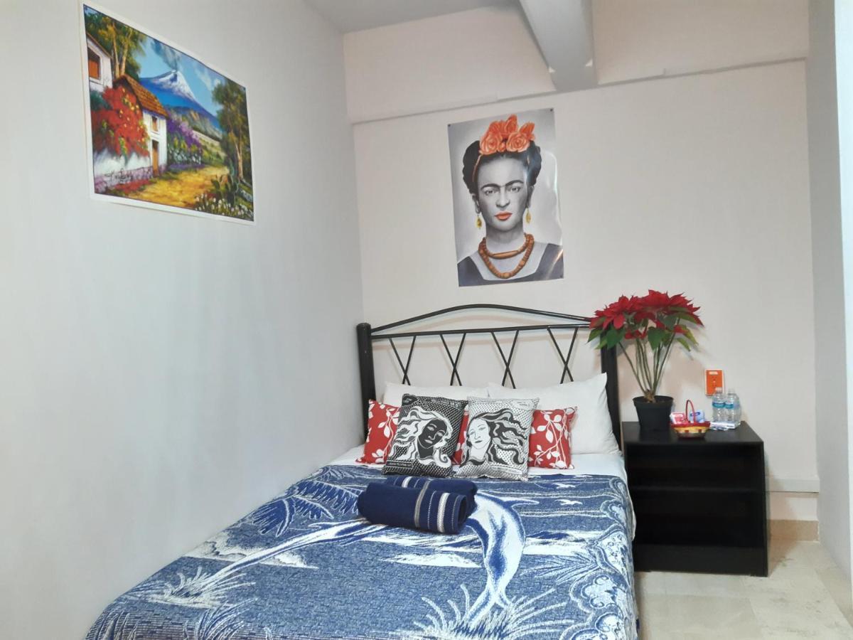 Guest house Alameda House 2*
