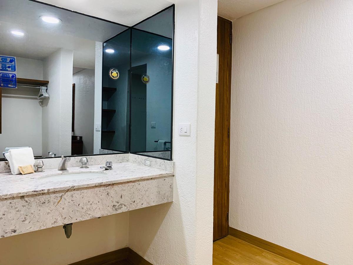San Lucas Hotel 3*
