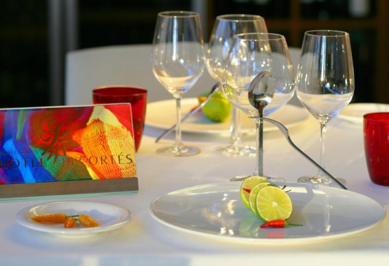 De Cortes Hotel 5*