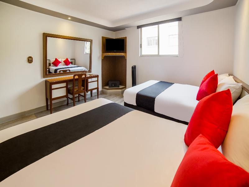 Capital O 104 Marti Hotel 3*