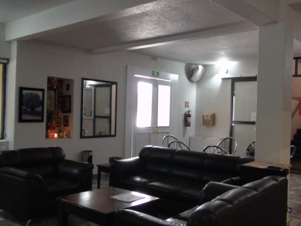 Hotel Panuco 3*