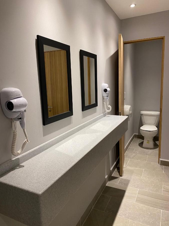Capsule hotel Izzzleep Wtc *