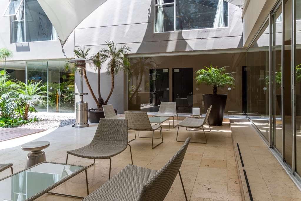 Ventura & Interlomas Hotel