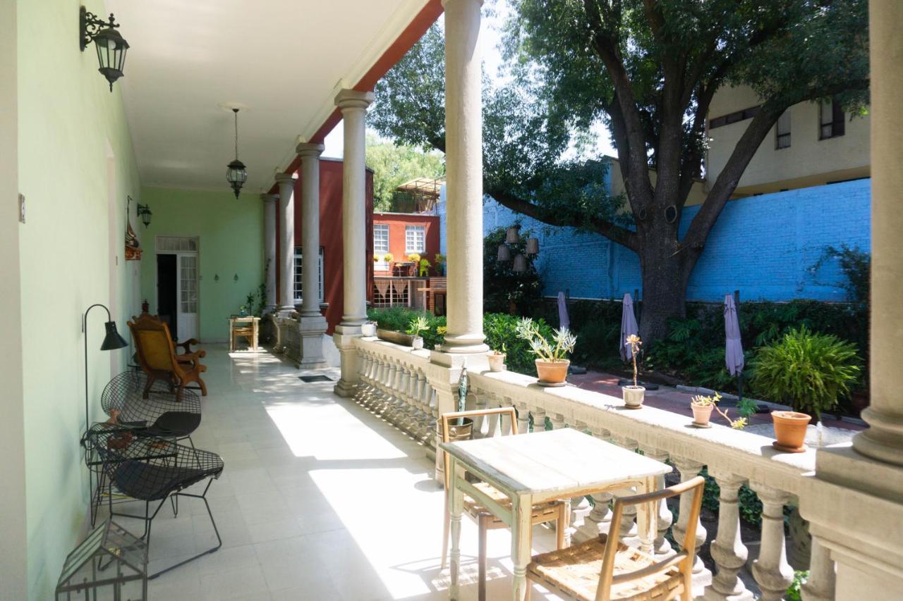 Casa Moctezuma Apartahotel