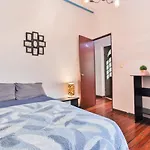 Hostpal Hostal Roma 185