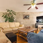 ¡Increible Y Amplio Departamento!