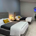 Spacious Polanco Home With Patio Ideal For Groups