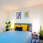 Private Room #2 In A 4 Bedroom Guest House In Roma Norte, Mexico City