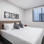 Modern Comfort In Roma Norte - Laundry -Sleeps 7