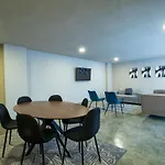Luxury 3Br Roma Norte - Wifi- Laundry- Sleeps 10