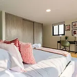 Luminous Apartment In Reforma