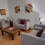 Steinhaus Suites Emilio Castelar