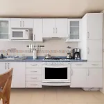 B602 - 2Br - 2Bth