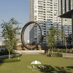 Elegant Condo With Air Conditioning, Pool, Sauna, & Fitness Center In Polanco