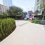 Two Beautiful 1 Bedroom Apts, 2 Floors Apart Hs Wifi!