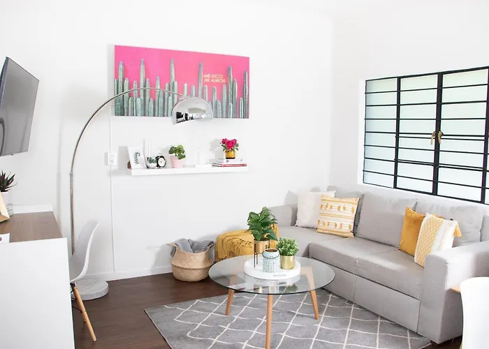 La Condesa: Beautiful Designed Studio