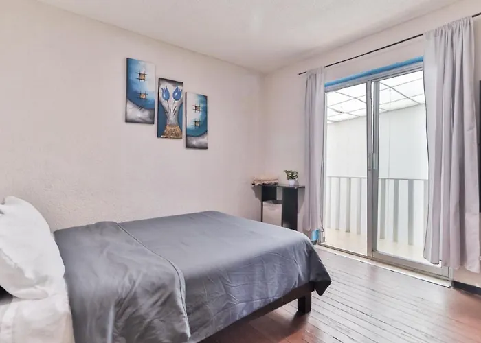 Hostpal Hostal Roma 185