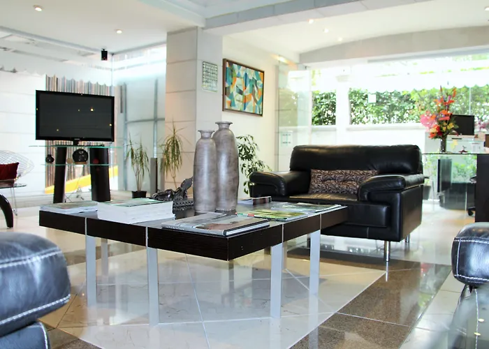Residence L\' Heritage Tennyson By Bluebay