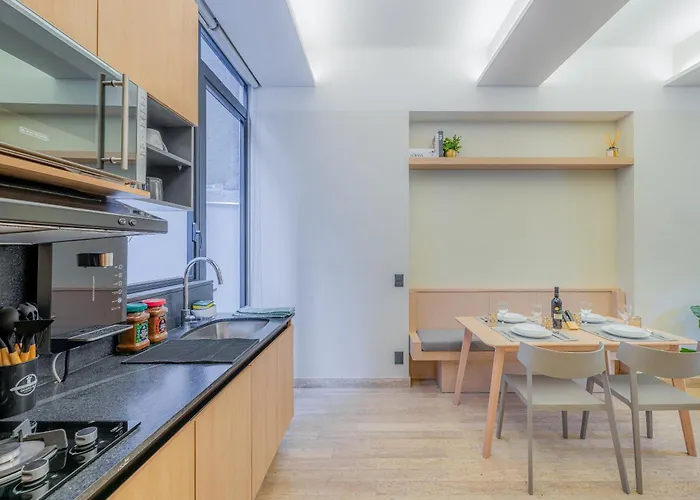 Capitalia - Luxury Apartments - Homero