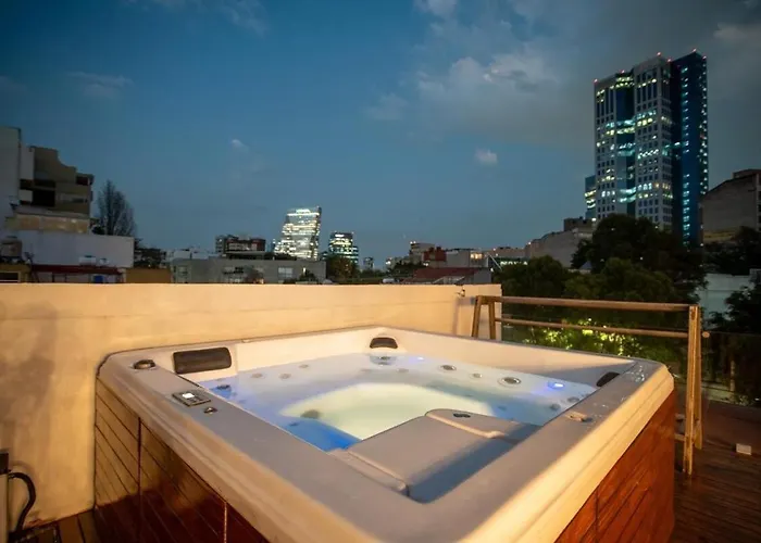 Luxury House With Terraces And Jacuzzi