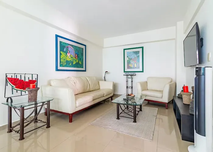 B602 - 2Br - 2Bth