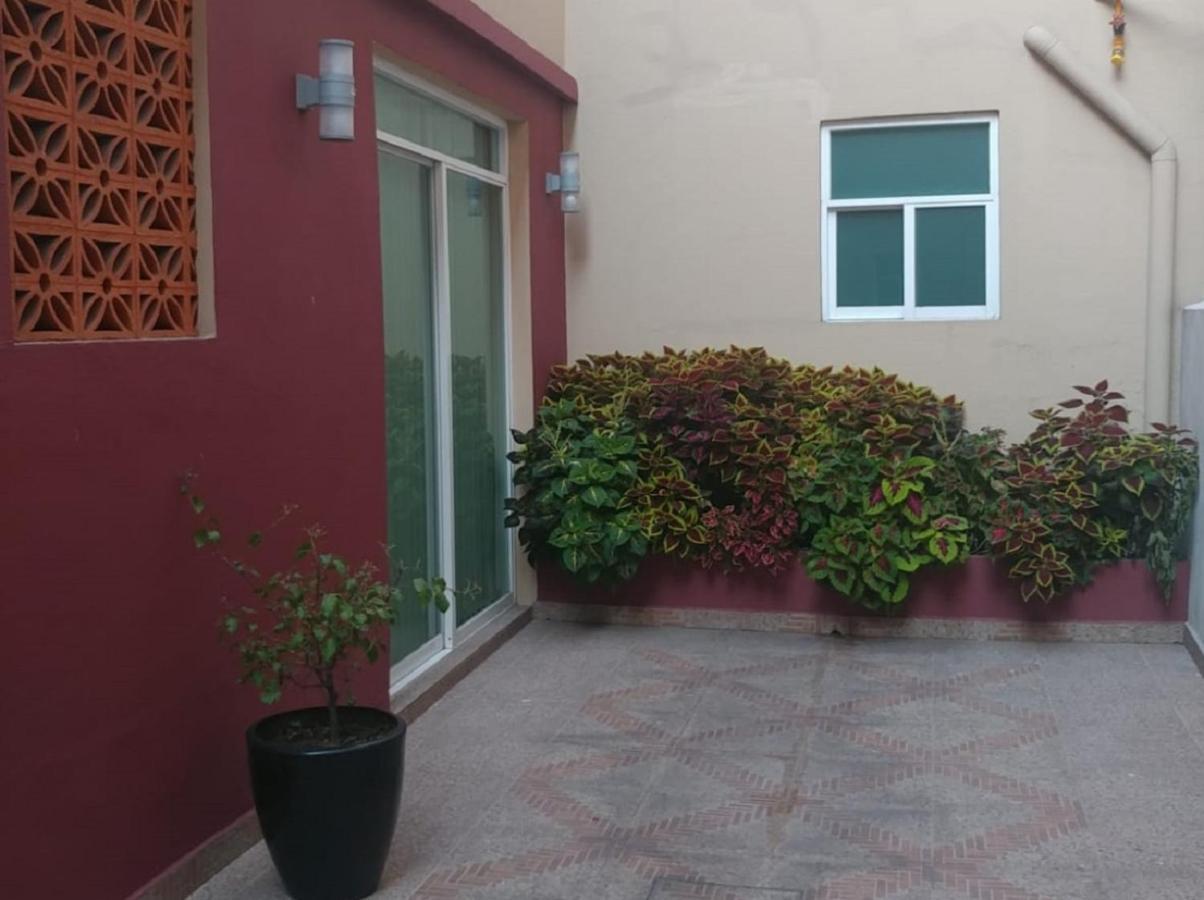 Apartamento Casa Donceles Apt 3, Prime Location, Super Spacious!! *