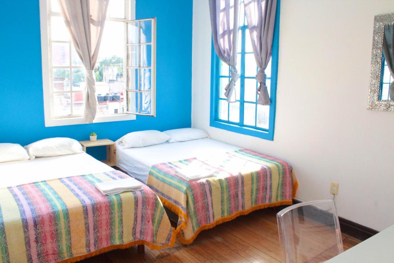 Massiosare El Hostel *