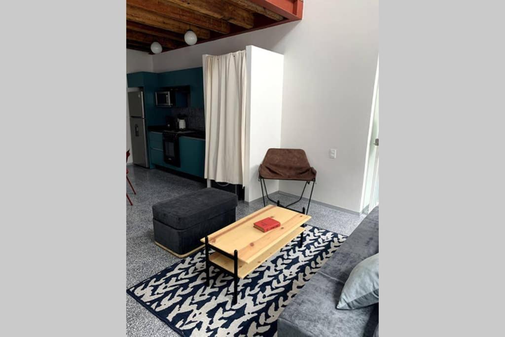 Suites Donceles 32, Depto 117 - Centro Historico Cdmx * Mexico City