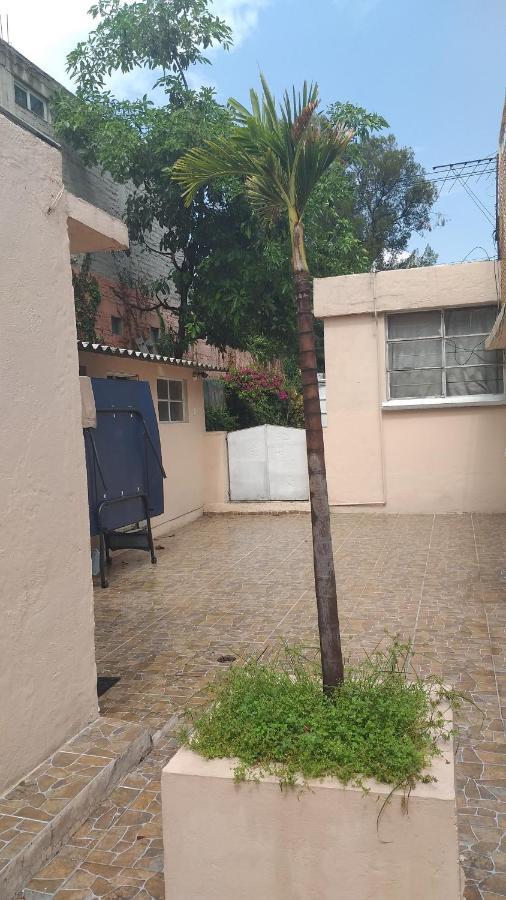 Guest house Maktub Only Girls & Breakfast Exclusivo Para Damas Pet Friendly Mexico City