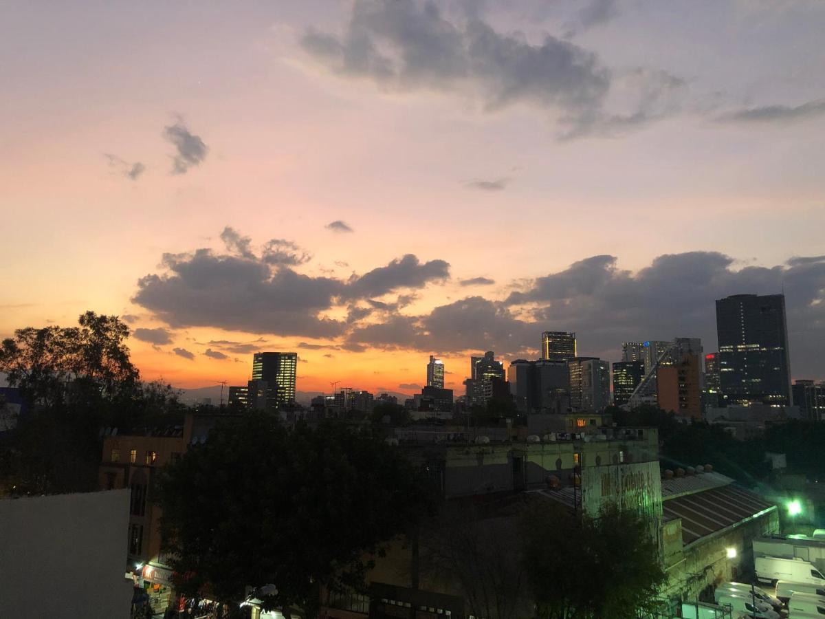 Beautiful Downtown Flat