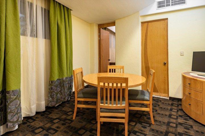 Hotel Mandarín Cartón 2*