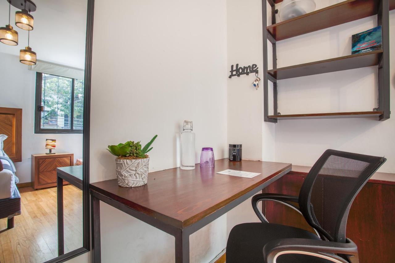 Nomadier Experience Condesa Homestay *