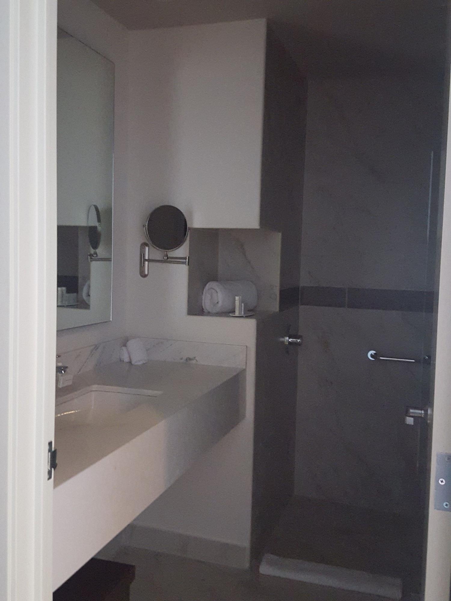 Hotel Courtyard By Marriott Toreo 4*