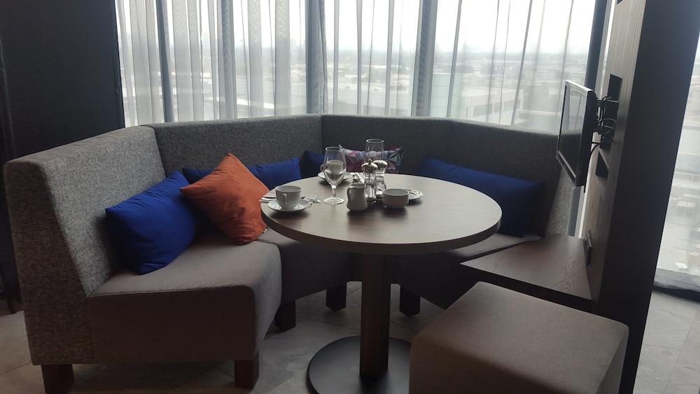 Courtyard By Marriott Toreo 4*