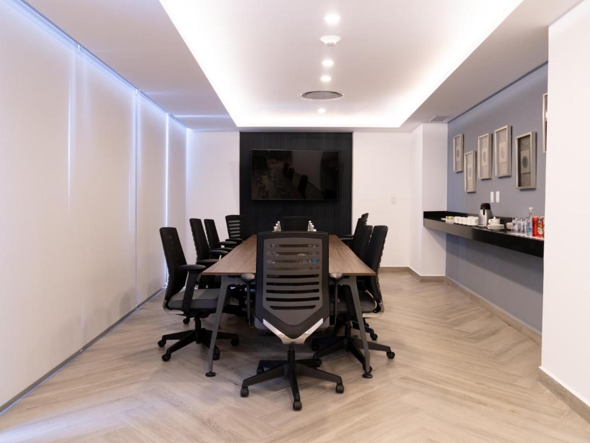 Hotel Hs Hotsson Long Cdmx Condesa Sur