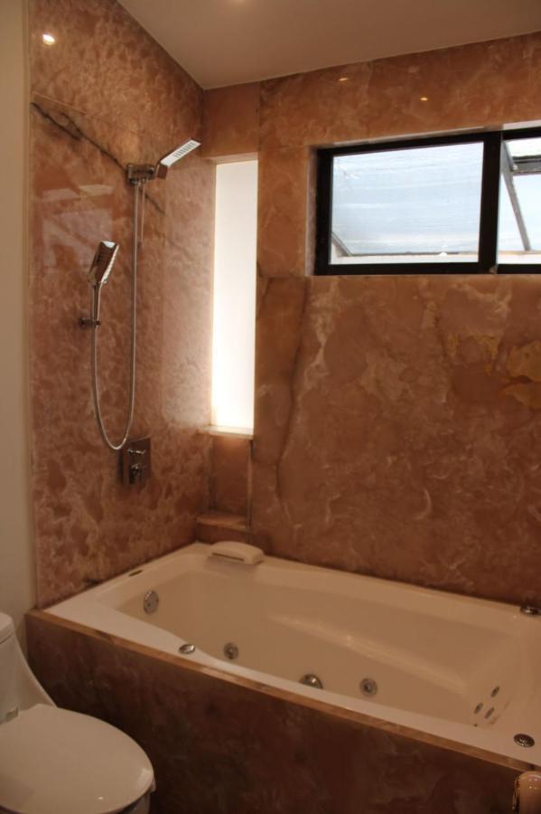 Casa Luna Coyoacan Bed & Breakfast Mexico City