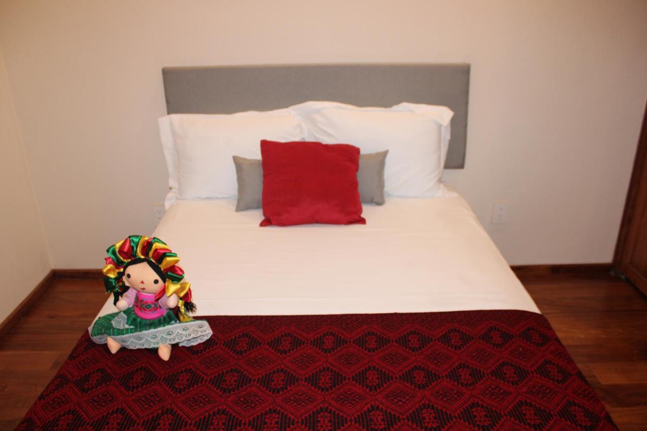 Casa Luna Coyoacan Bed & Breakfast Mexico City
