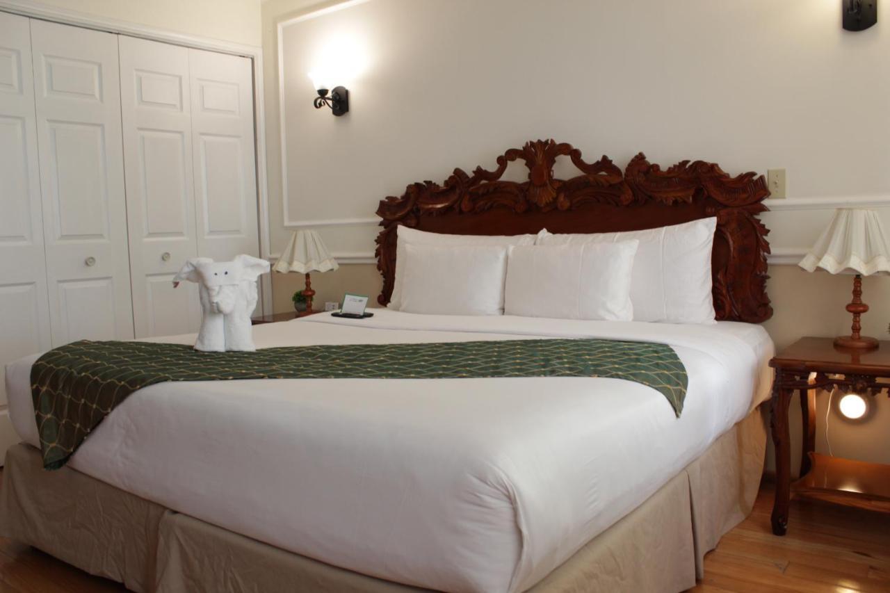 L' Heritage Royal Colonial By Bluebay *
