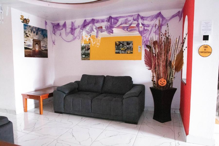 Hotel Rossel Plaza *
