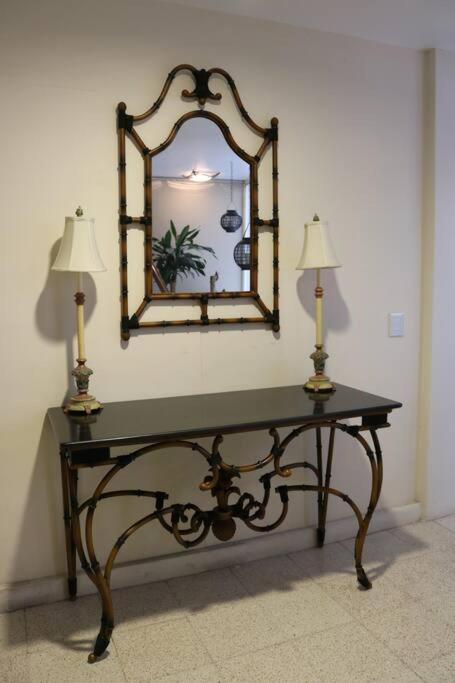 Luxurious & Chic 2 Bedroom Polanquito Lincon Park Mexico City