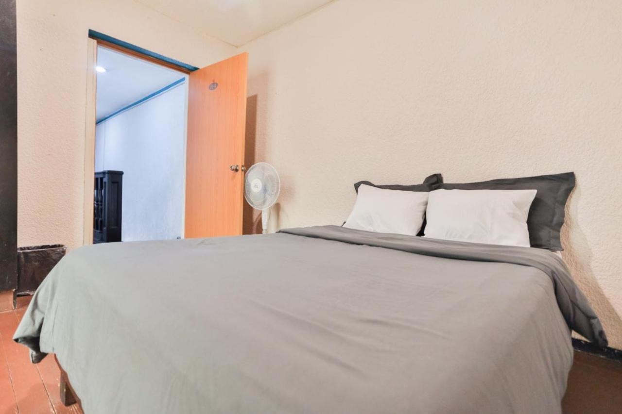 Hostpal Roma 185 Guest house
