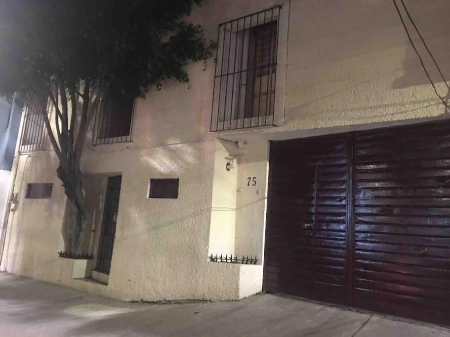 Apartamento Casa Unam, Coyoacan, Metro Copilco 2 Recamaras C