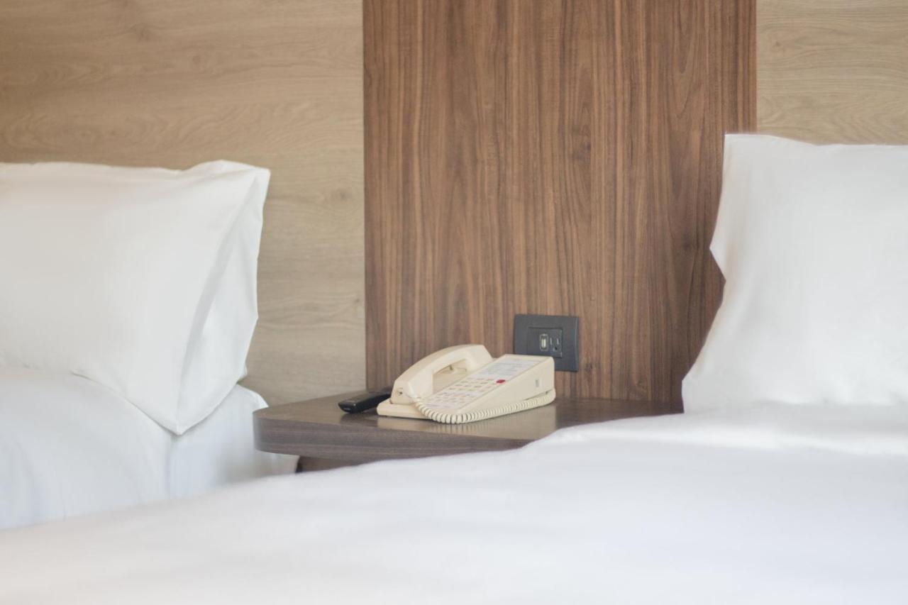 Hotel Express Satelite By Ihg Mexico City