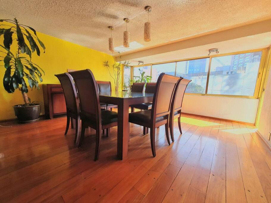 Lujoso Departamento Con Billar Apartamento